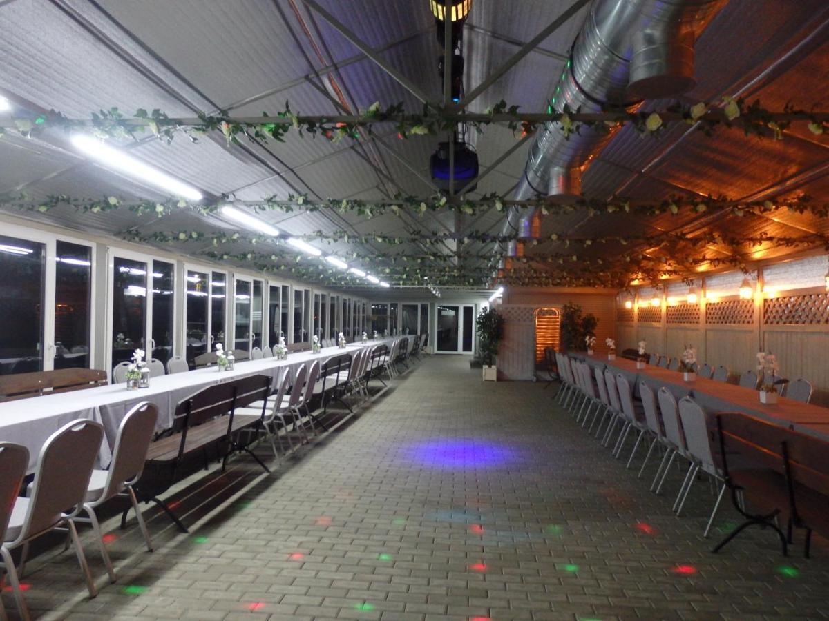 Gosciniec Borne Sulinowo - Byla Baza Wojskowa Hotel Luaran gambar
